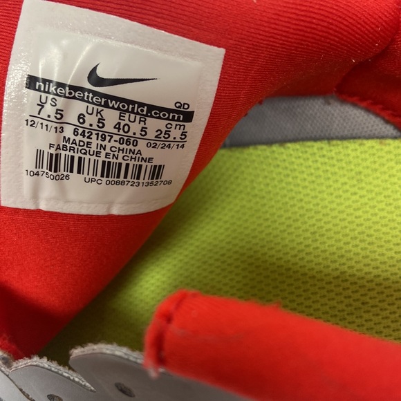 Mens Nike Running Free Shoes 4.0 V4 ,Size 7.5 - Picture 5 of 6